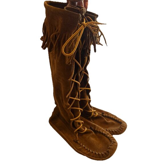 Vtg 80's Minnetonka Brown Sz 11 Suede TALL Moccasin Boots FRINGE Lace Up Soft - Picture 1 of 16